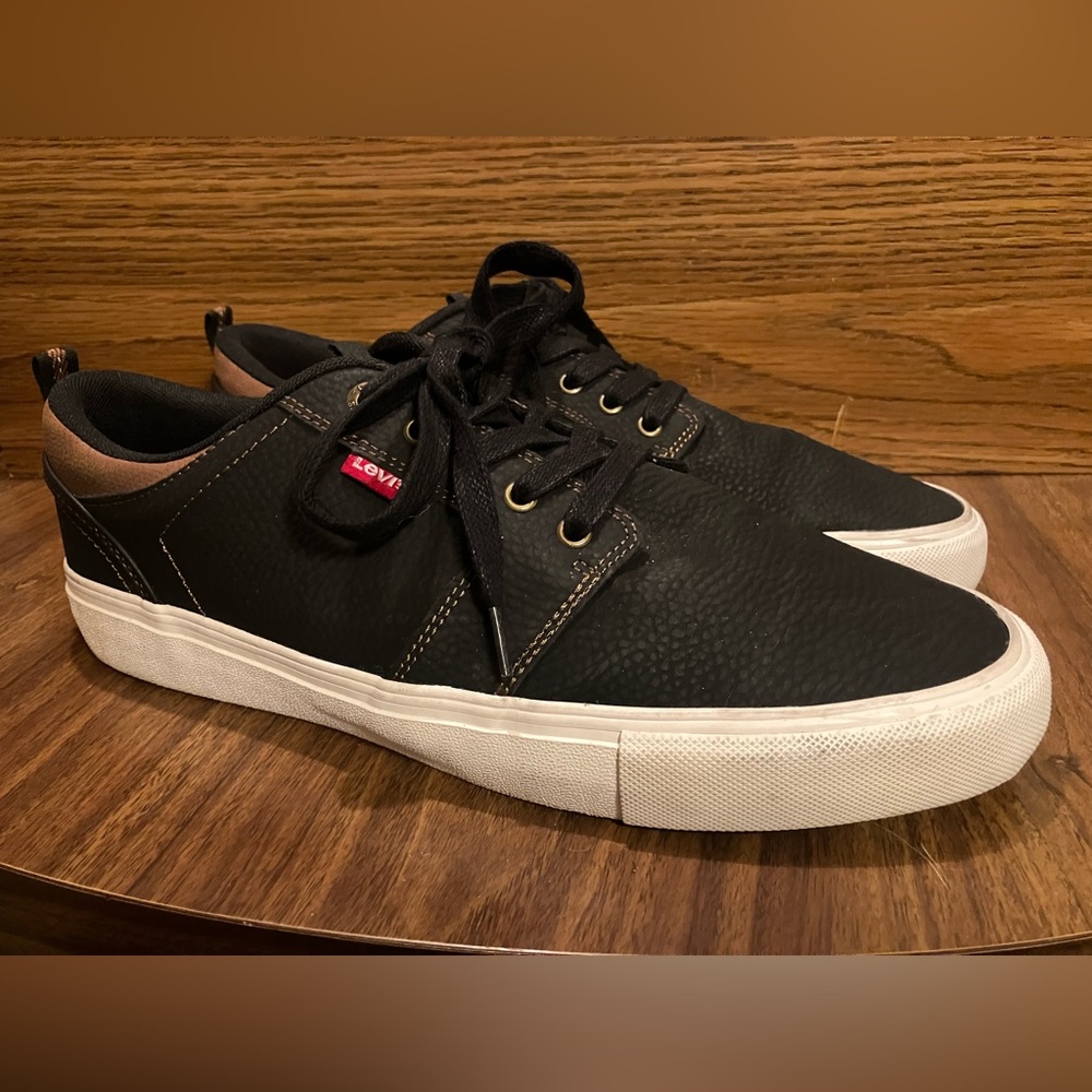 Levi Strauss & Co Men’s Black Lace Up Athletic Comfort Sneakers Shoes Size 10.5